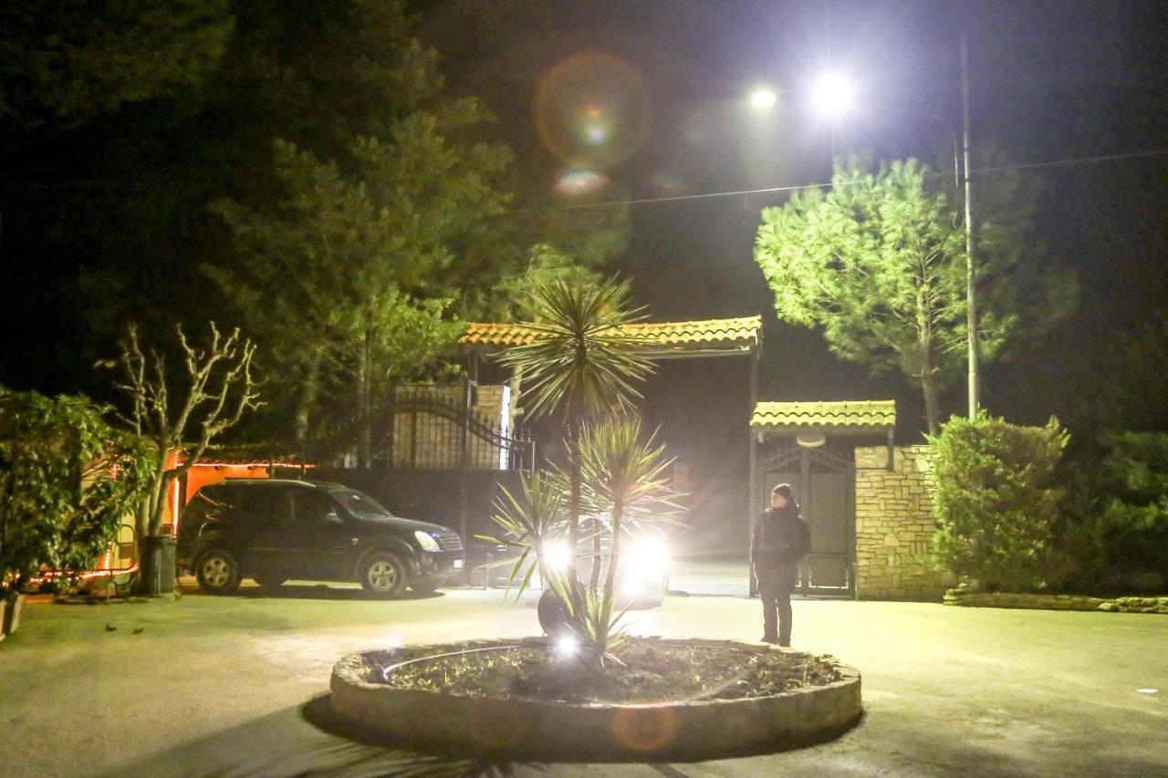 La Villa Del Conte 바를레타 외부 사진