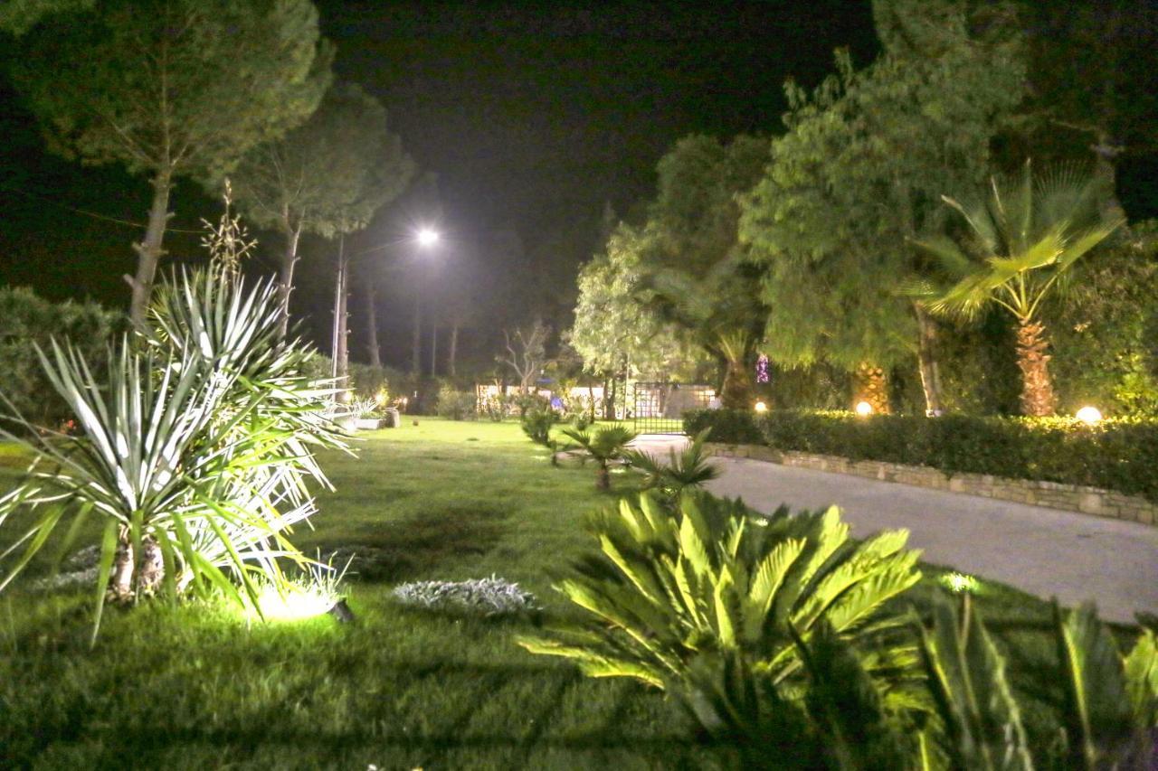 La Villa Del Conte 바를레타 외부 사진